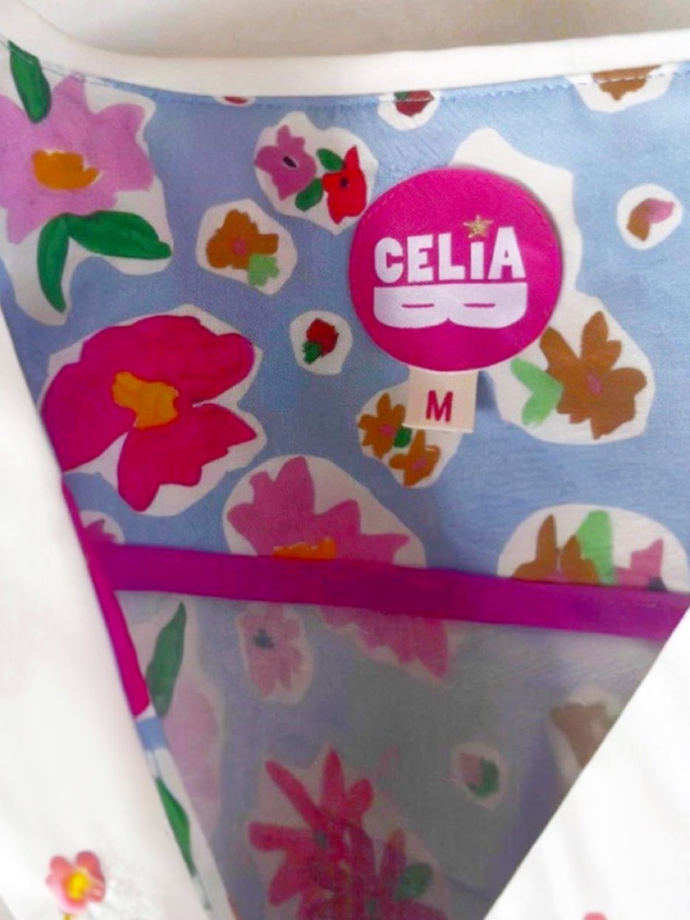 Celia B Floral Vibrant Print Mini Dress Size Medium - Picture 4 of 11